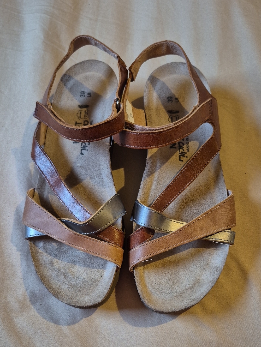 Naot Women’s Brown and Metallic Strap Sandals Size 8